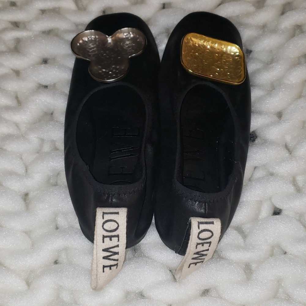 🤩Auth Loewe "PRICE DROP"LambBallerina Flats 🤩 - Picture 2 of 12